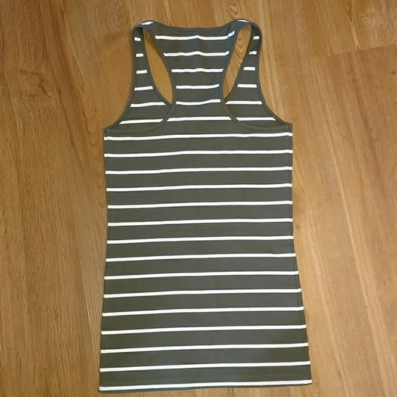 A.n.a tank top NWOT - Picture 6 of 6